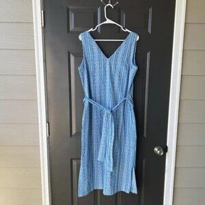 NWT Ann Taylor Sz 12 Embroidered Chambray Vneck Midi Dress Cotton Blue with Belt